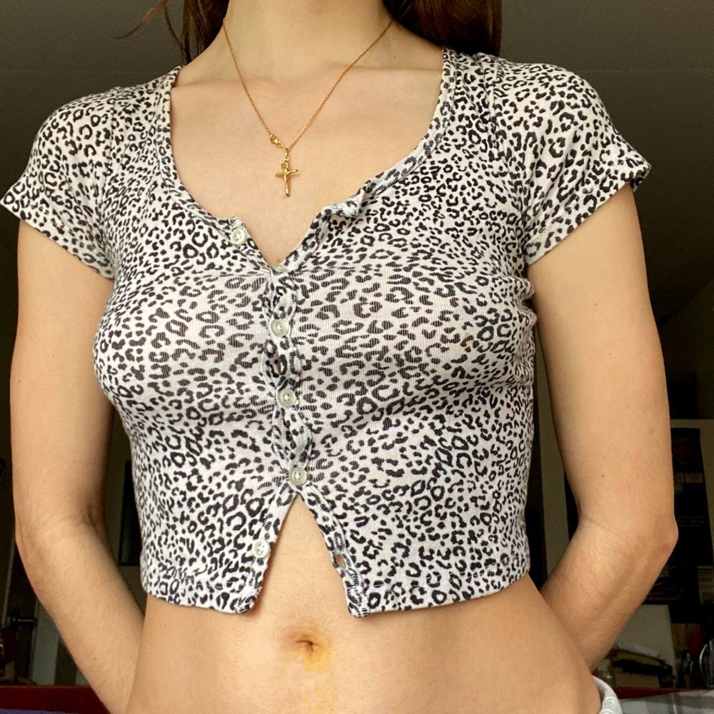 Brandy Melville Leopard Print Short Sleeve